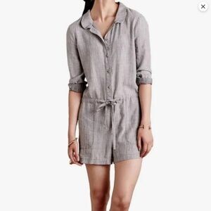 LEVEL 99 Anthropologie Gray Chambray Linen‎/Tencel Romper (SM)